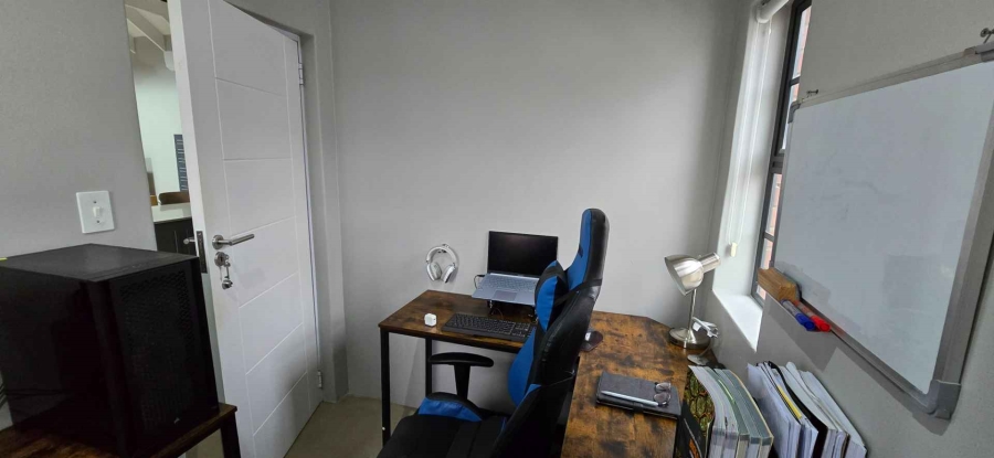 To Let 3 Bedroom Property for Rent in Mount Royal Golf Estate Western Cape